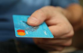 信用卡的还款方式有哪些？哪种方式更优？ 